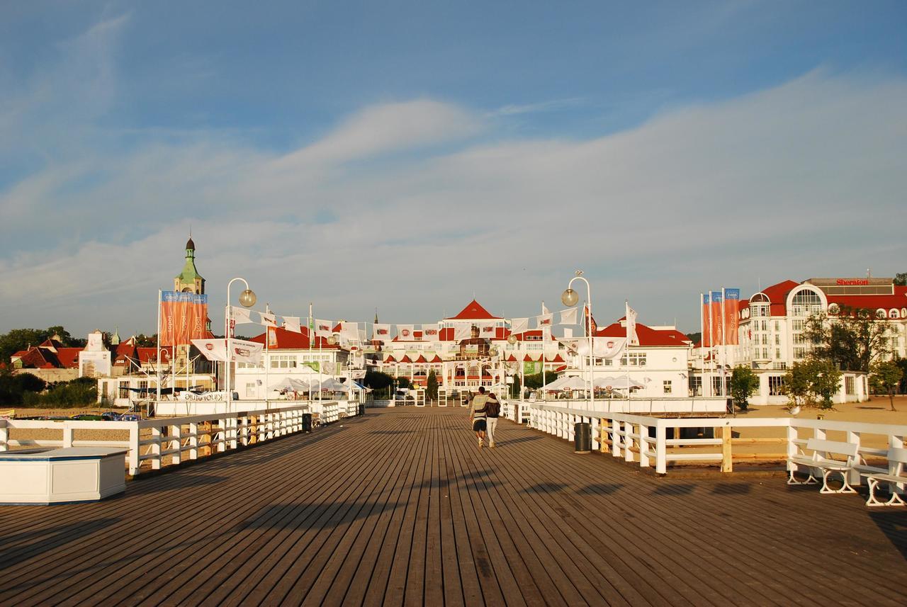 Hostel Stacja Plaza Sopot Exterior photo